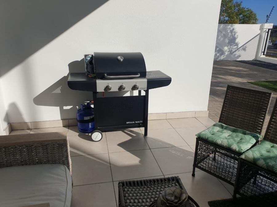 To Let 3 Bedroom Property for Rent in Sandown Estate Western Cape